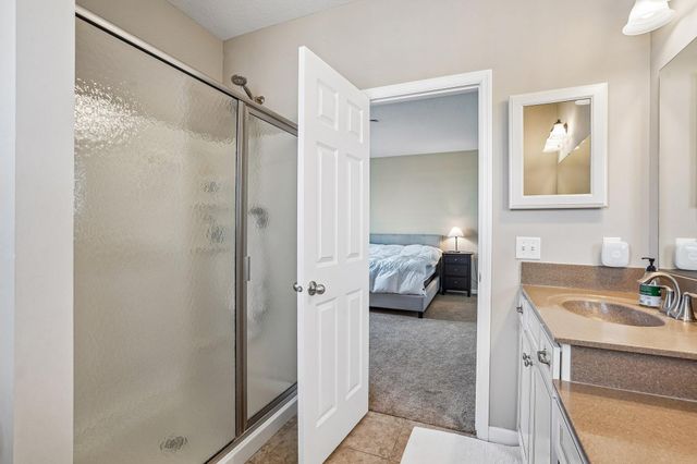 3747 Terra Vista Path, Chaska, MN 55318