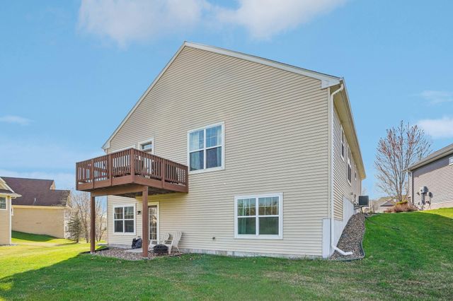 3747 Terra Vista Path, Chaska, MN 55318