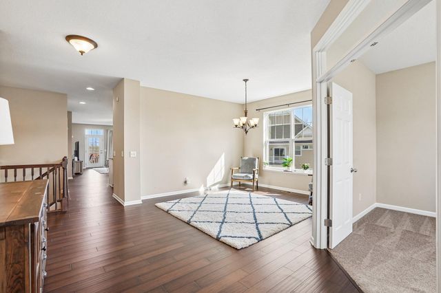 3747 Terra Vista Path, Chaska, MN 55318