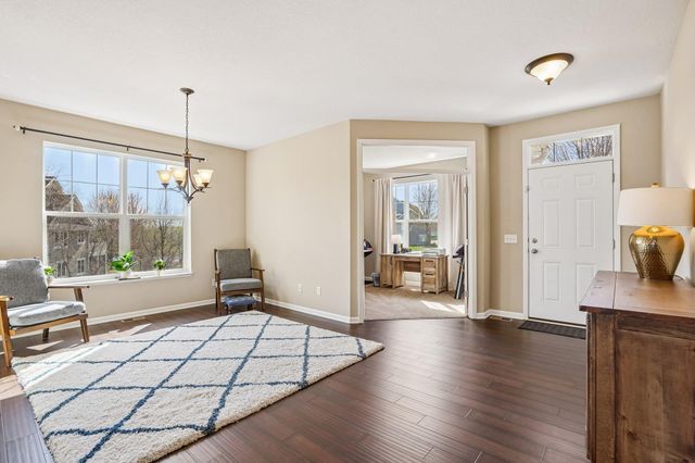 3747 Terra Vista Path, Chaska, MN 55318