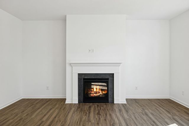 122 Gatwick Dr, Lebanon, TN 37087