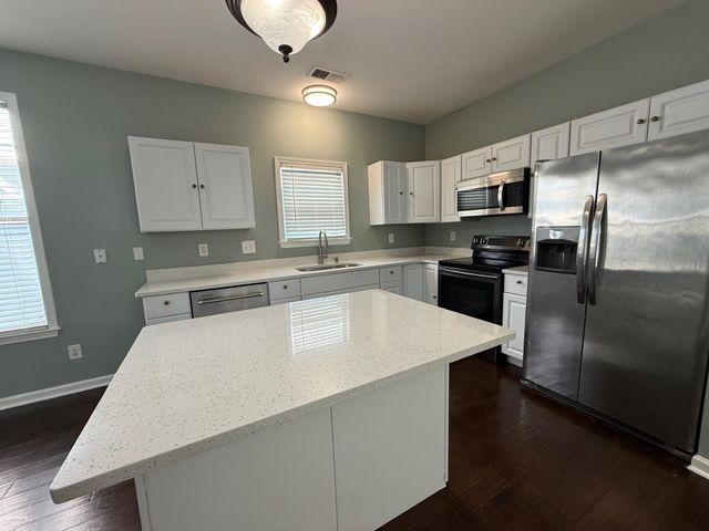 1173 E ISLAND PL, Memphis, TN 38103