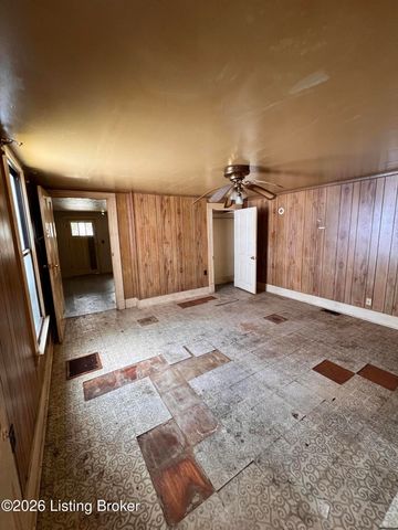 2535 St Xavier St, Louisville, KY 40212