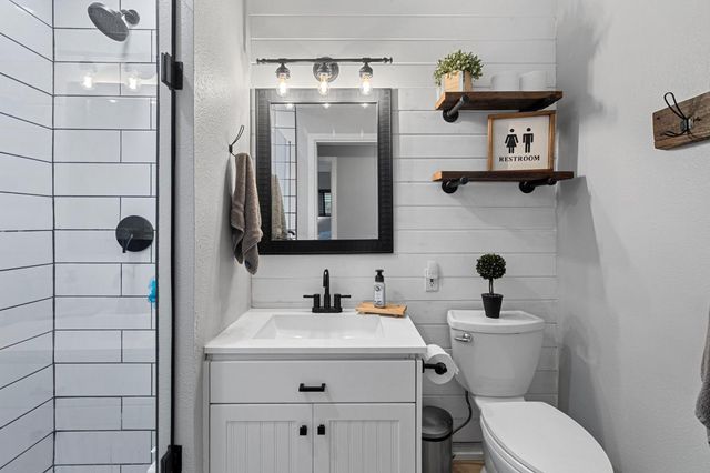 2355 El Capitan Dr, Turlock, CA 95380