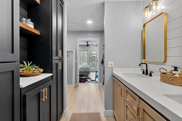 2355 El Capitan Dr, Turlock, CA 95380