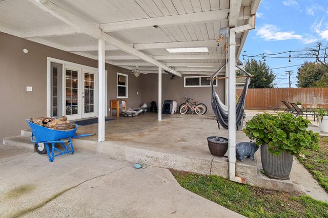 2355 El Capitan Dr, Turlock, CA 95380