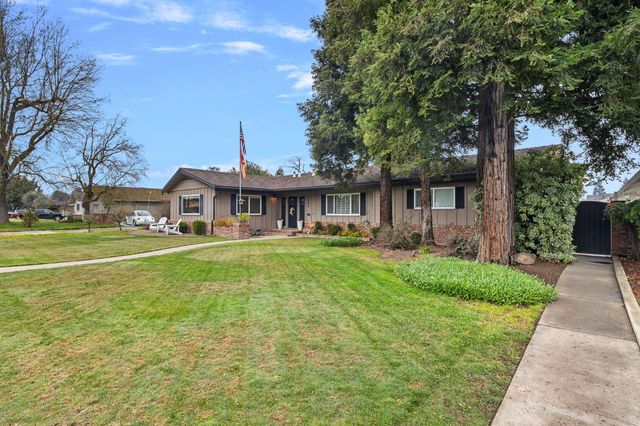 2355 El Capitan Dr, Turlock, CA 95380