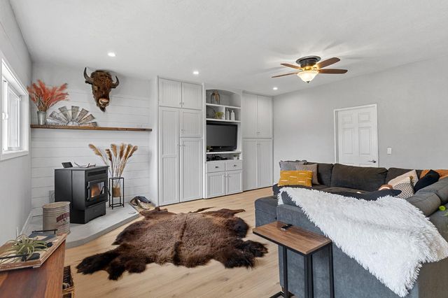 2355 El Capitan Dr, Turlock, CA 95380