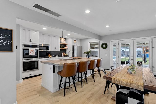 2355 El Capitan Dr, Turlock, CA 95380