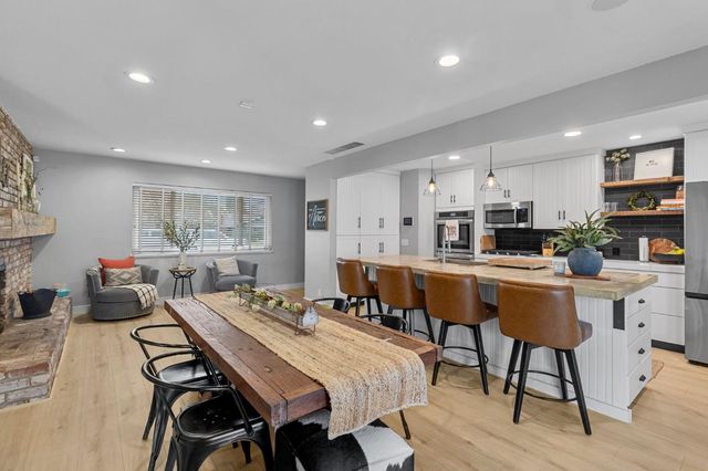 2355 El Capitan Dr, Turlock, CA 95380