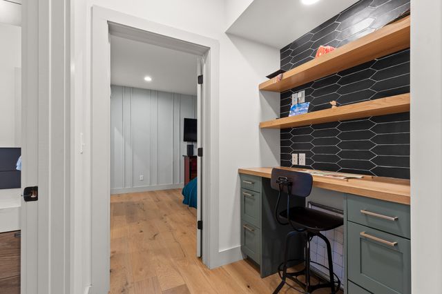 763 Us-127, Signal Mountain, TN 37377