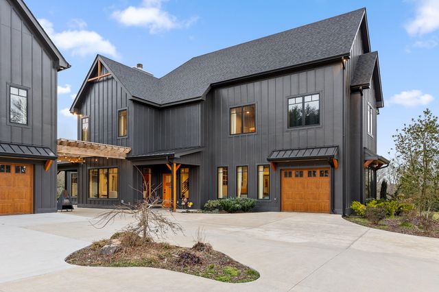 763 Us-127, Signal Mountain, TN 37377