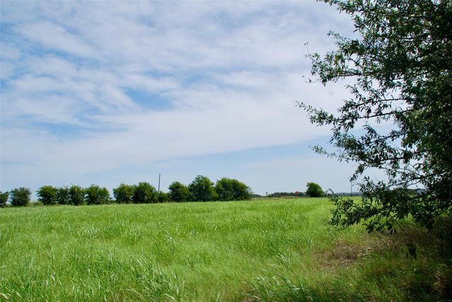 Tract 2 Company Field Road, Schulenburg, TX 78956