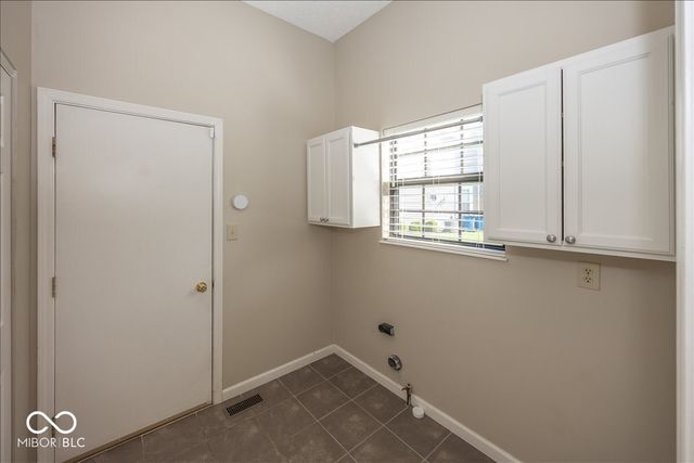 11179 Avery Row, Fishers, IN 46038