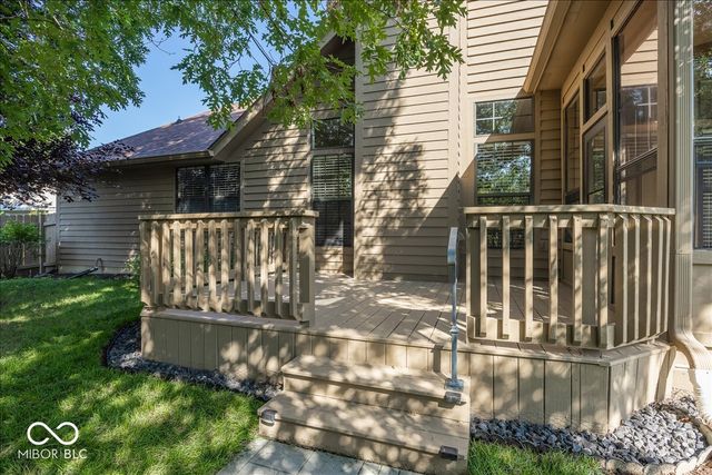 11179 Avery Row, Fishers, IN 46038