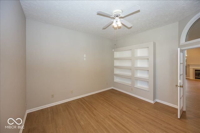 11179 Avery Row, Fishers, IN 46038