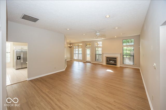 11179 Avery Row, Fishers, IN 46038