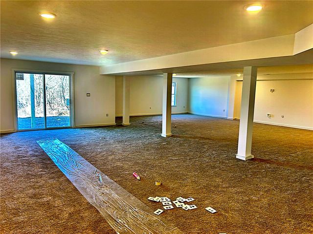 6056 Ruby Way, Adams Twp, PA 16046