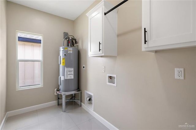 105 Lenon Street, Edcouch, TX 78538