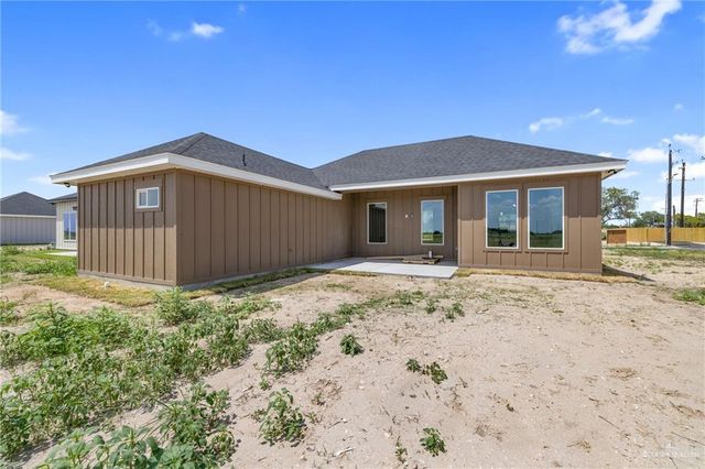 105 Lenon Street, Edcouch, TX 78538