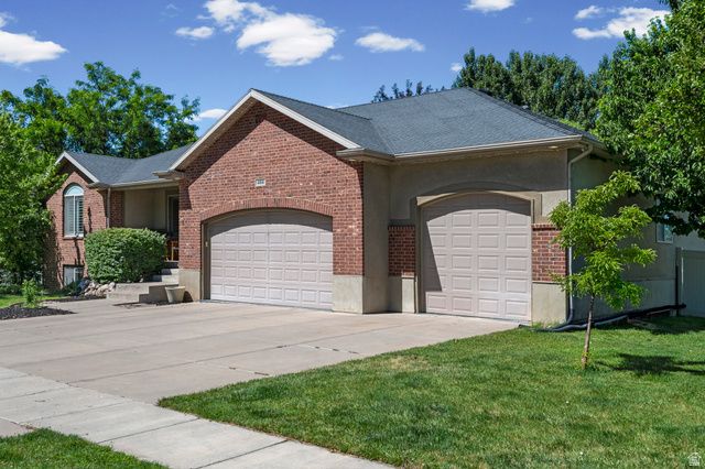 444 S 1350 W, Farmington, UT 84025