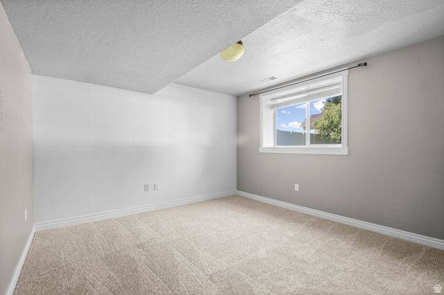 444 S 1350 W, Farmington, UT 84025