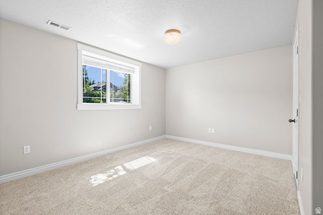 444 S 1350 W, Farmington, UT 84025