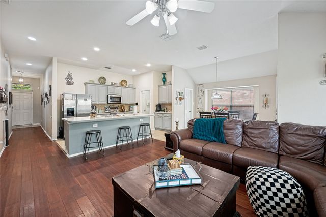8121 Misty Water Drive, Fort Worth, TX 76131