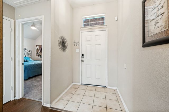 8121 Misty Water Drive, Fort Worth, TX 76131
