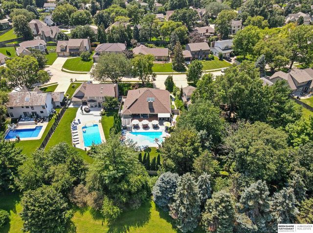 16228 Bancroft Circle, Omaha, NE 68130