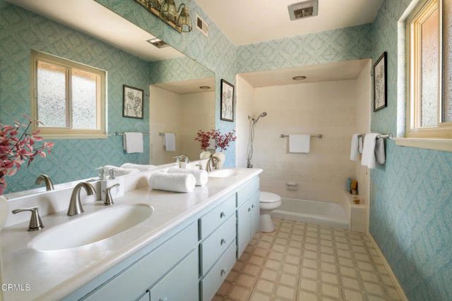 530 Rancho Los Nogales Drive, Covina, CA 91724