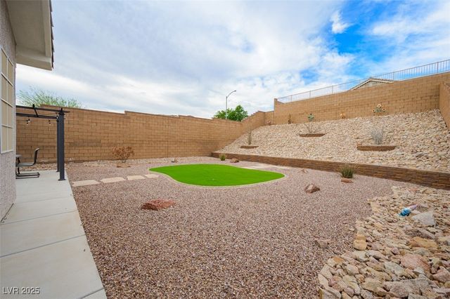 2368 Cookies Crossing Court, Laughlin, NV 89029