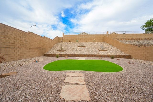 2368 Cookies Crossing Court, Laughlin, NV 89029