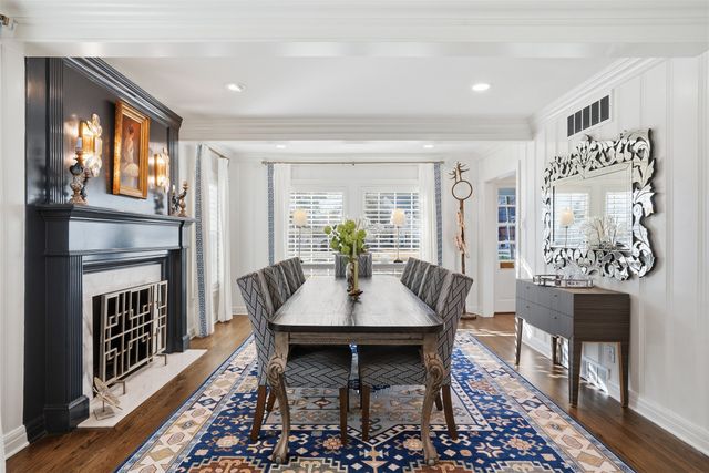 6116 Locke Avenue, Fort Worth, TX 76116