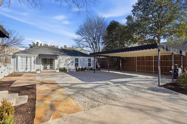 6116 Locke Avenue, Fort Worth, TX 76116