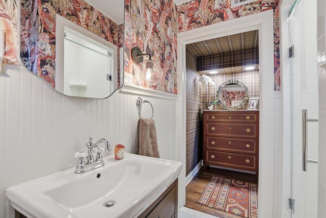 6116 Locke Avenue, Fort Worth, TX 76116