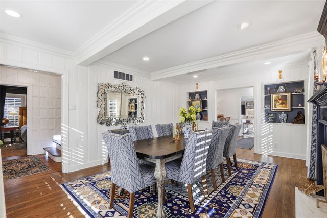 6116 Locke Avenue, Fort Worth, TX 76116