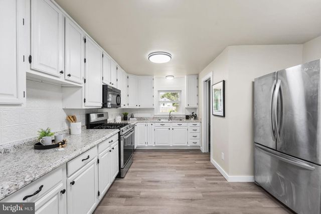 411 FRANKLIN ST, Oxford, PA 19363