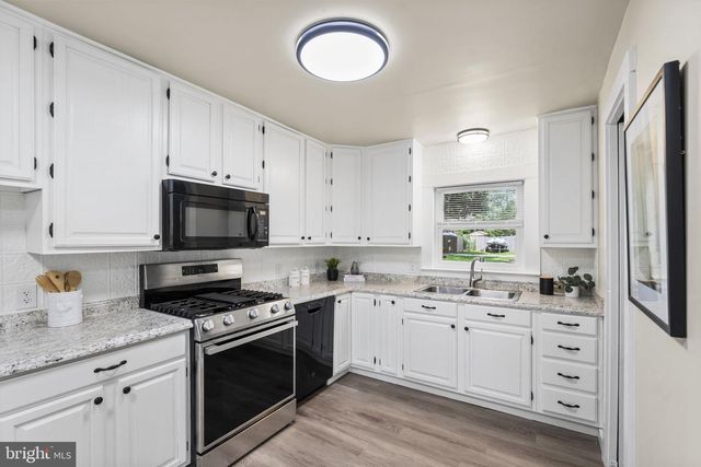 411 FRANKLIN ST, Oxford, PA 19363