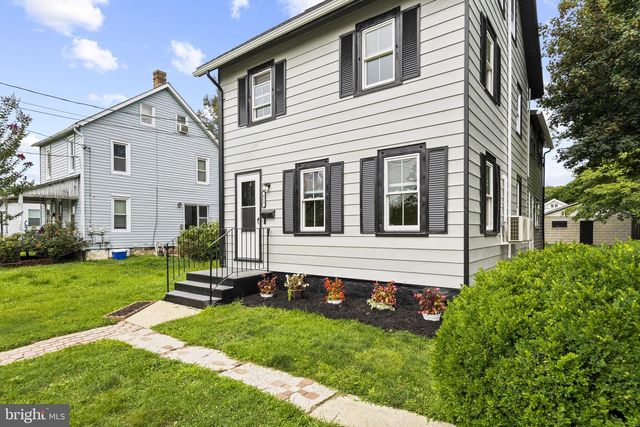 411 FRANKLIN ST, Oxford, PA 19363