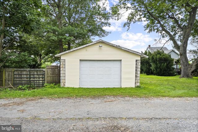 411 FRANKLIN ST, Oxford, PA 19363