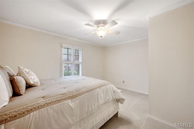 114 Breezeview Drive, Ballwin, MO 63021