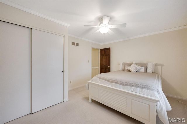 114 Breezeview Drive, Ballwin, MO 63021