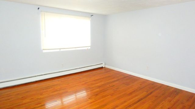 11 Woodcrest Ct 3, Weymouth, MA 02190