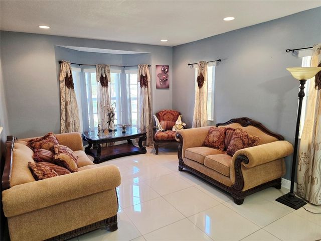 21053 SW 88th Place, Cutler Bay, FL 33189