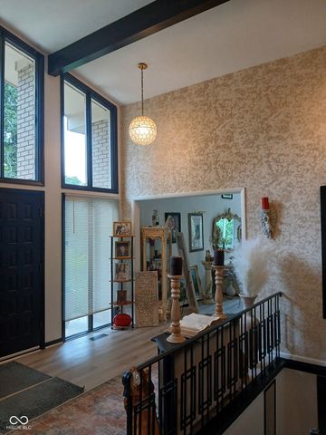 5505 Far Hill Road, Indianapolis, IN 46226