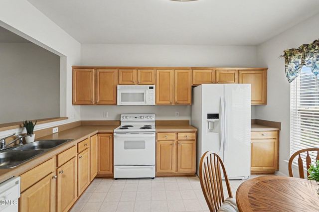 703 Sutter Gate Lane, Morrisville, NC 27560