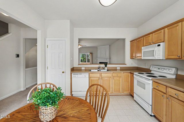 703 Sutter Gate Lane, Morrisville, NC 27560