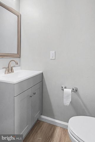 1032 N BROADWAY, Baltimore, MD 21205