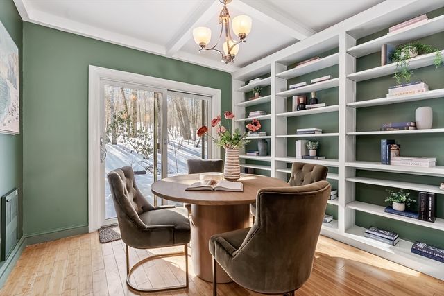 4 Essex 4, Wayland, MA 01778